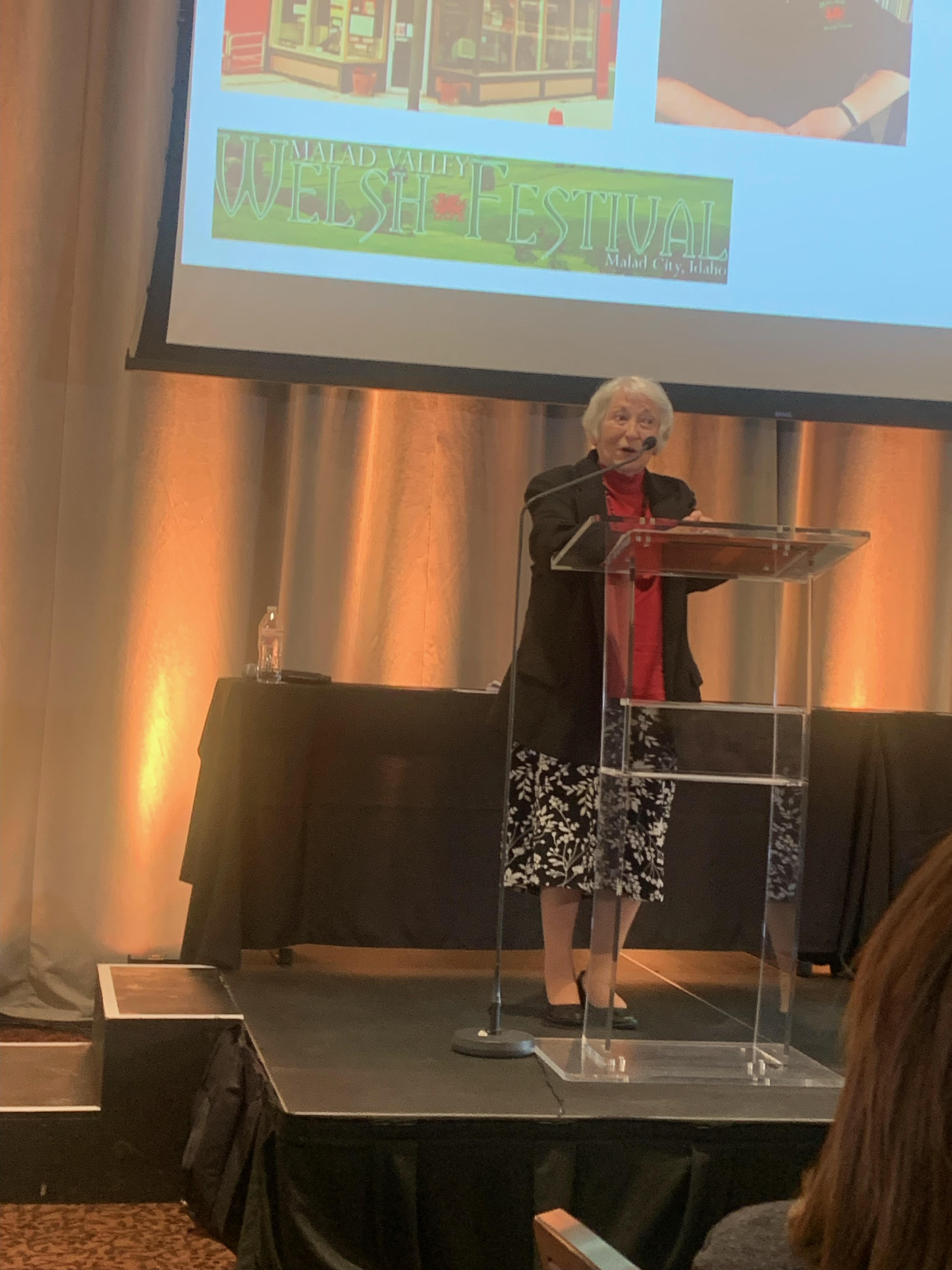 Jean Thomas awarded prestigious Esto Perpetua award Oneida County