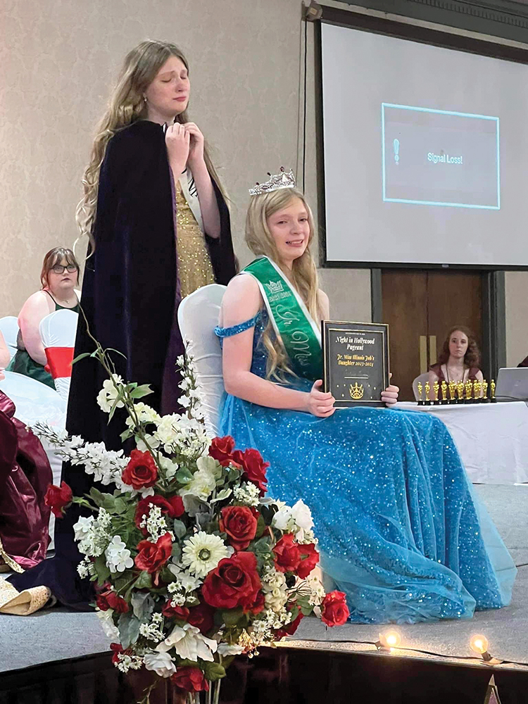 Felise Groom Crowned as the New Junior Miss Illinois Job's Daughters