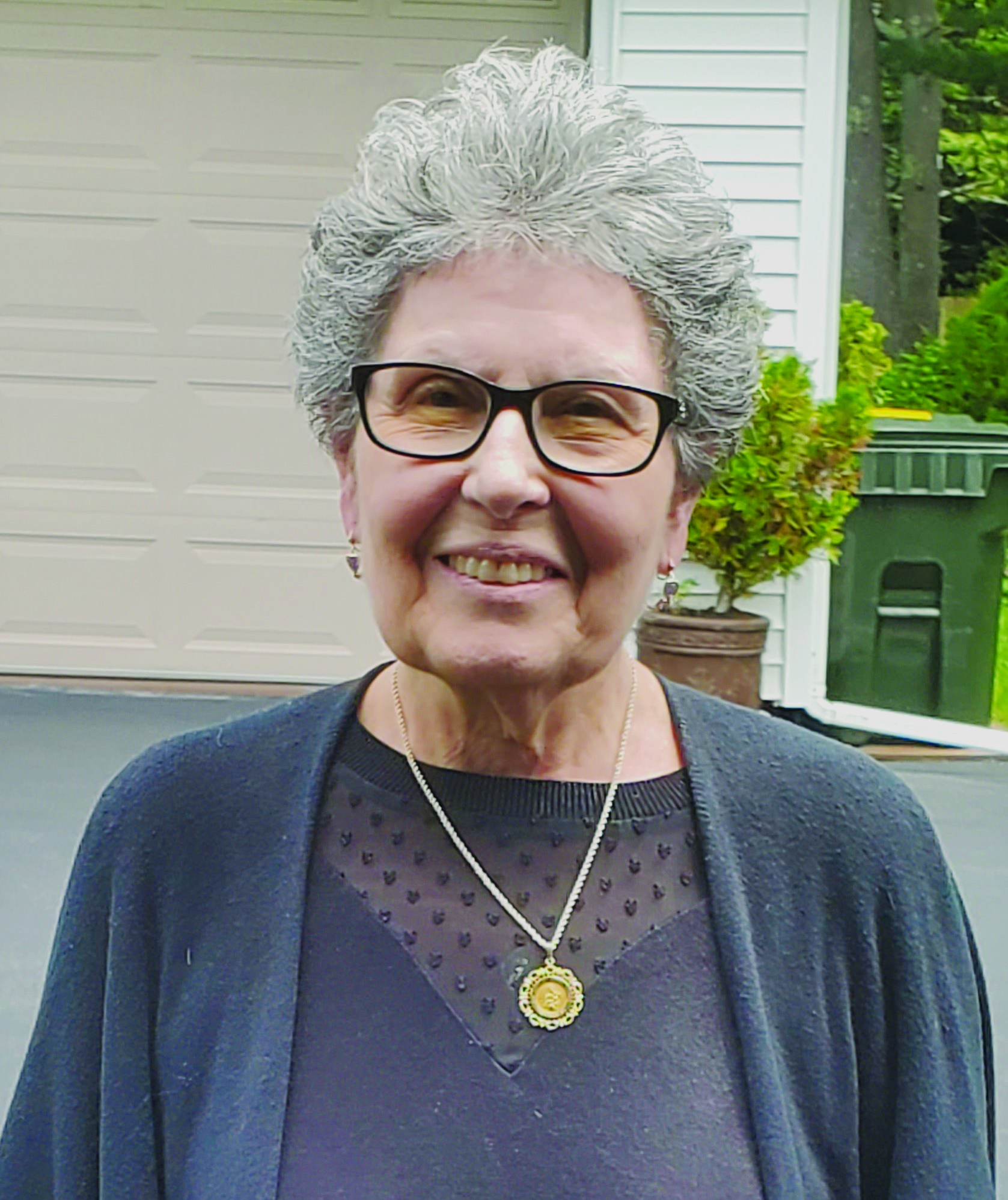 The Real Antonia Mackenzie: Beyond The OnlyFans Persona