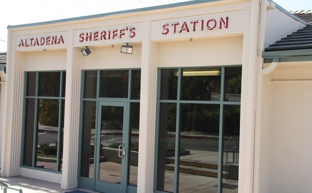 Sheriff offers holiday travel tips | Altadena Point