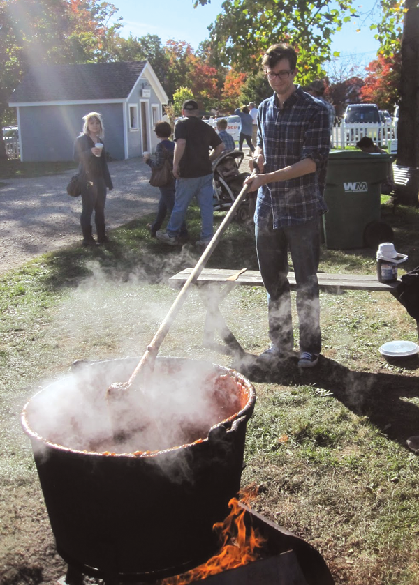 Apple Butter Festival returns October 1213, 2024 Today's Family Magazine