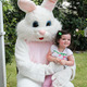 Thumb_child_with_bunny