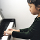 Thumb_piano_girl