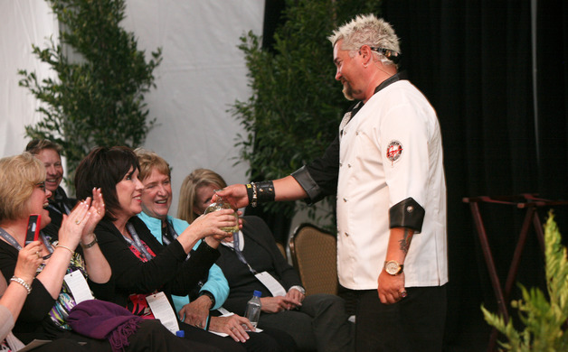 Main_image_pbfw_202012._20chef_20guy_20fieri_20cooking_20demo._20credit_20barnabydraperstudios