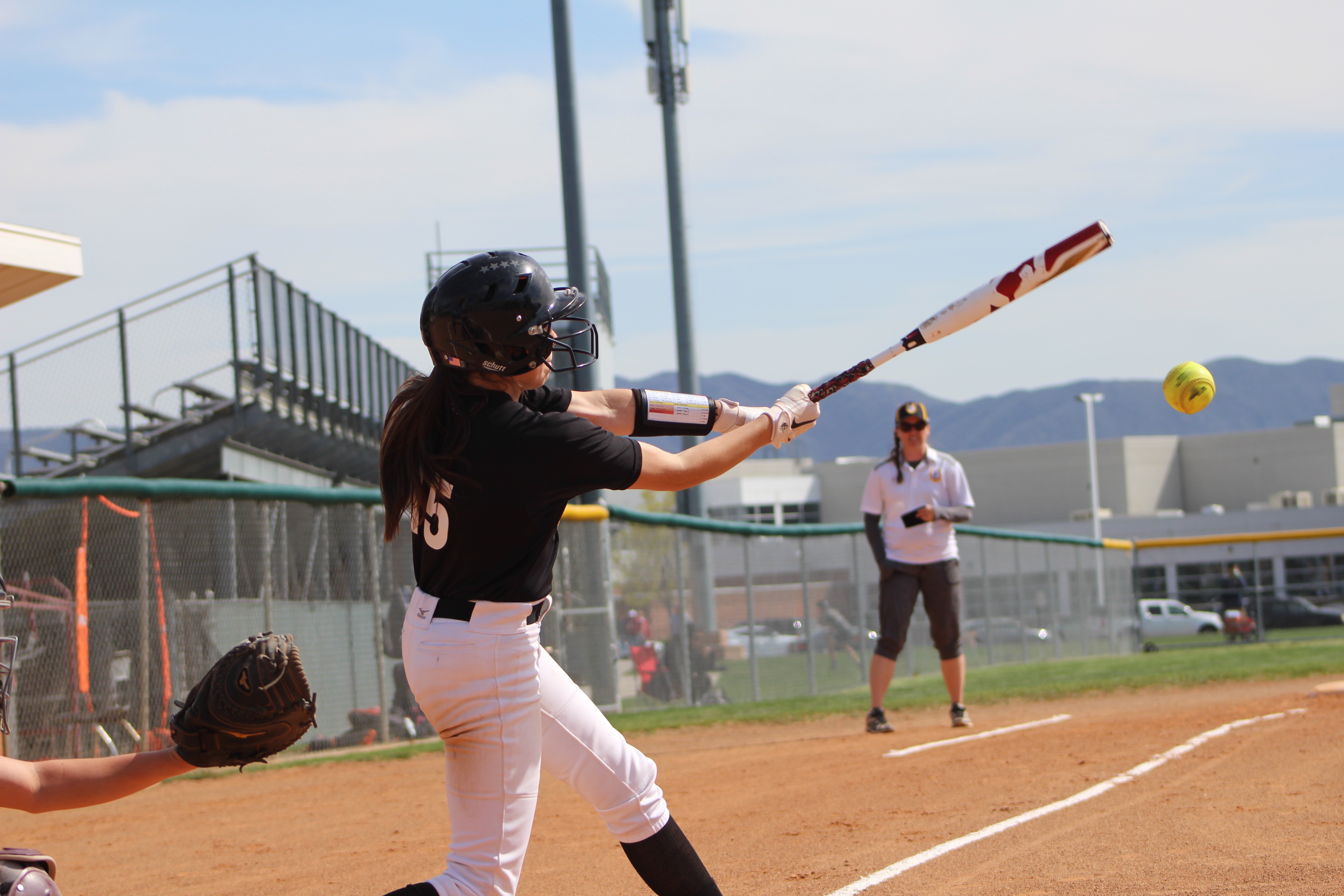 Under new head coach, Cottonwood softball guns for return trip to state