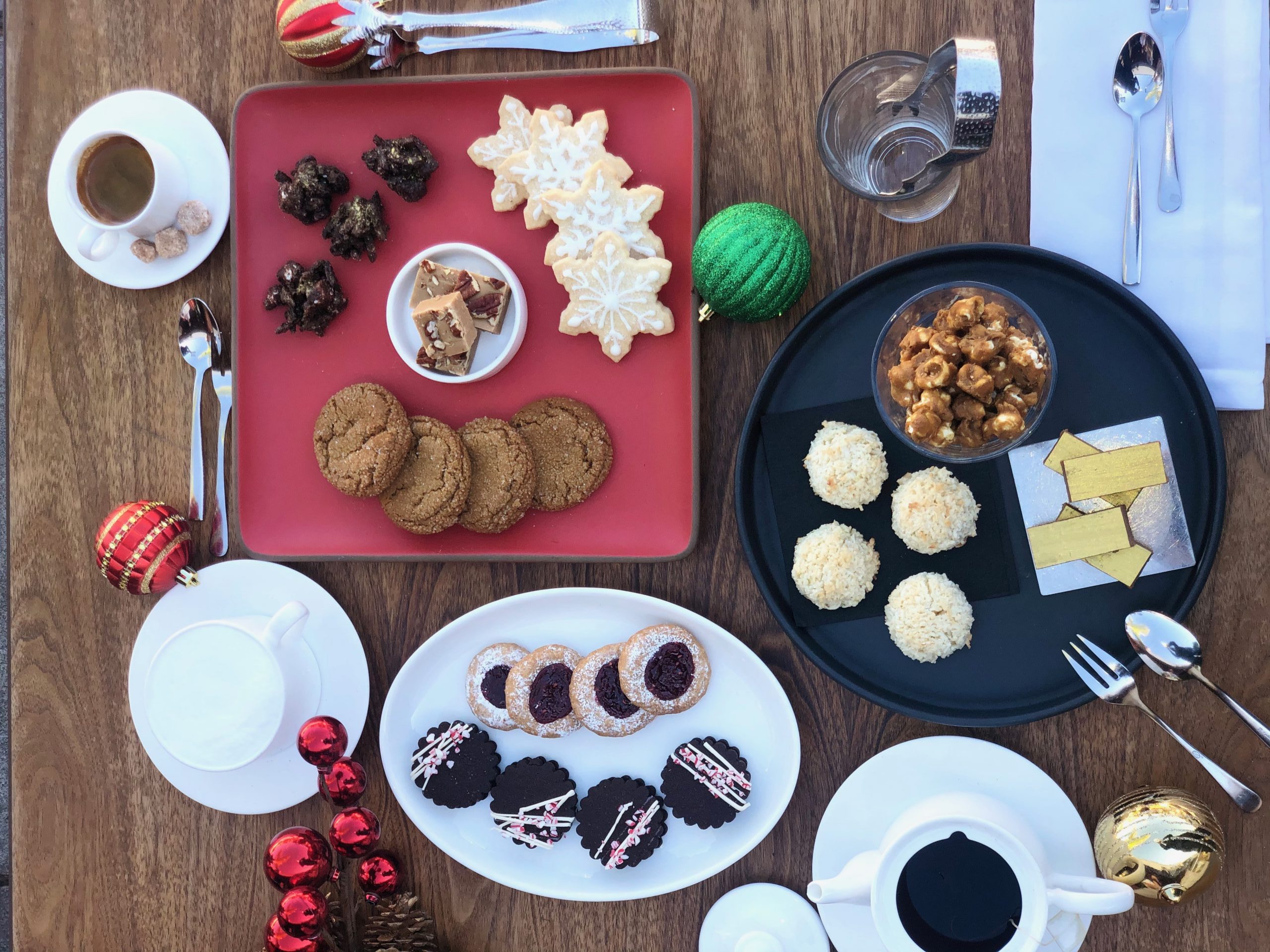 The Arthur J Offers Cookies for a Cause Manhattan Beach CA