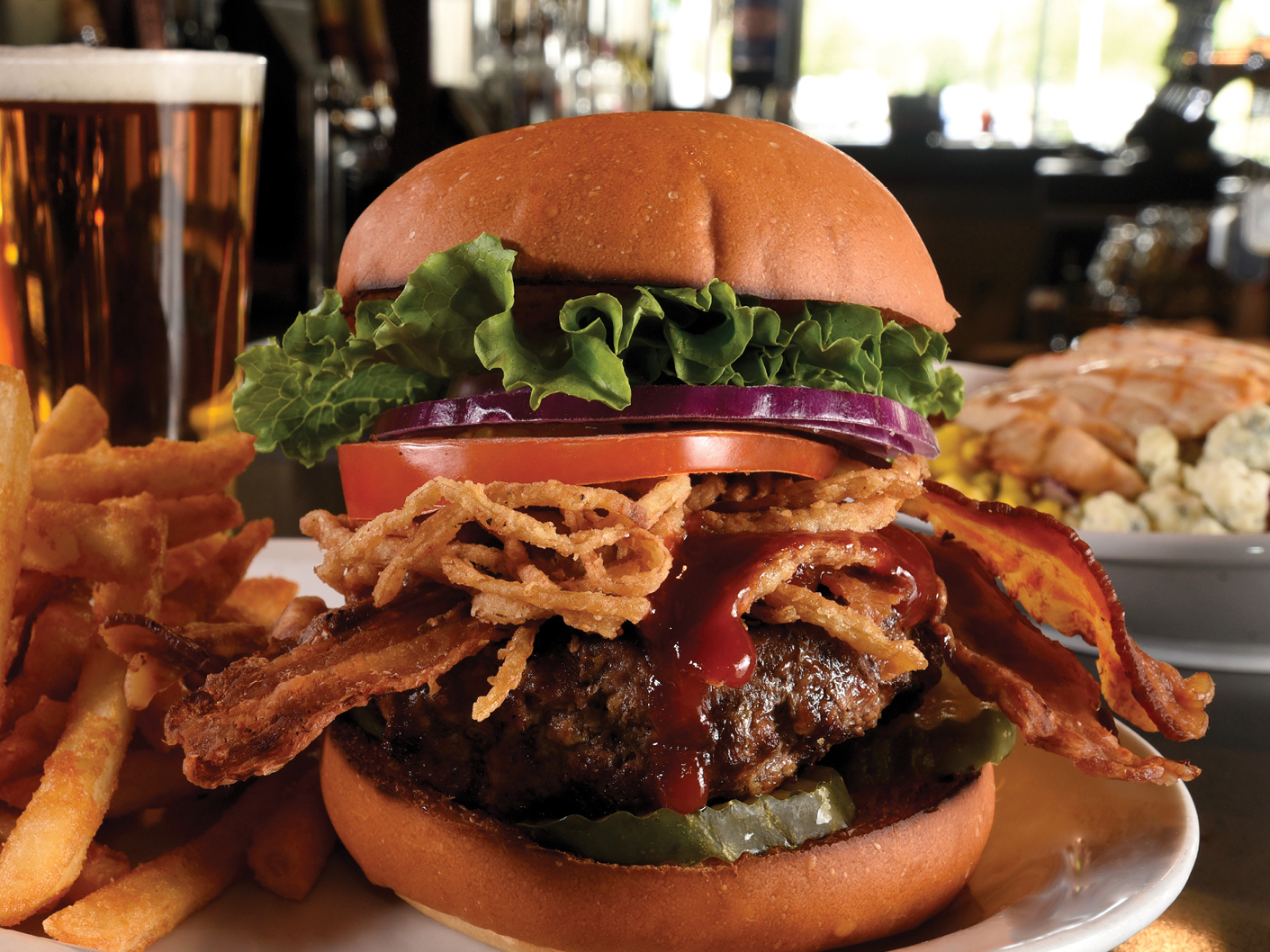 Bar 101 Eats and Drinks—American Food & Bar in Roseville—Style Savings