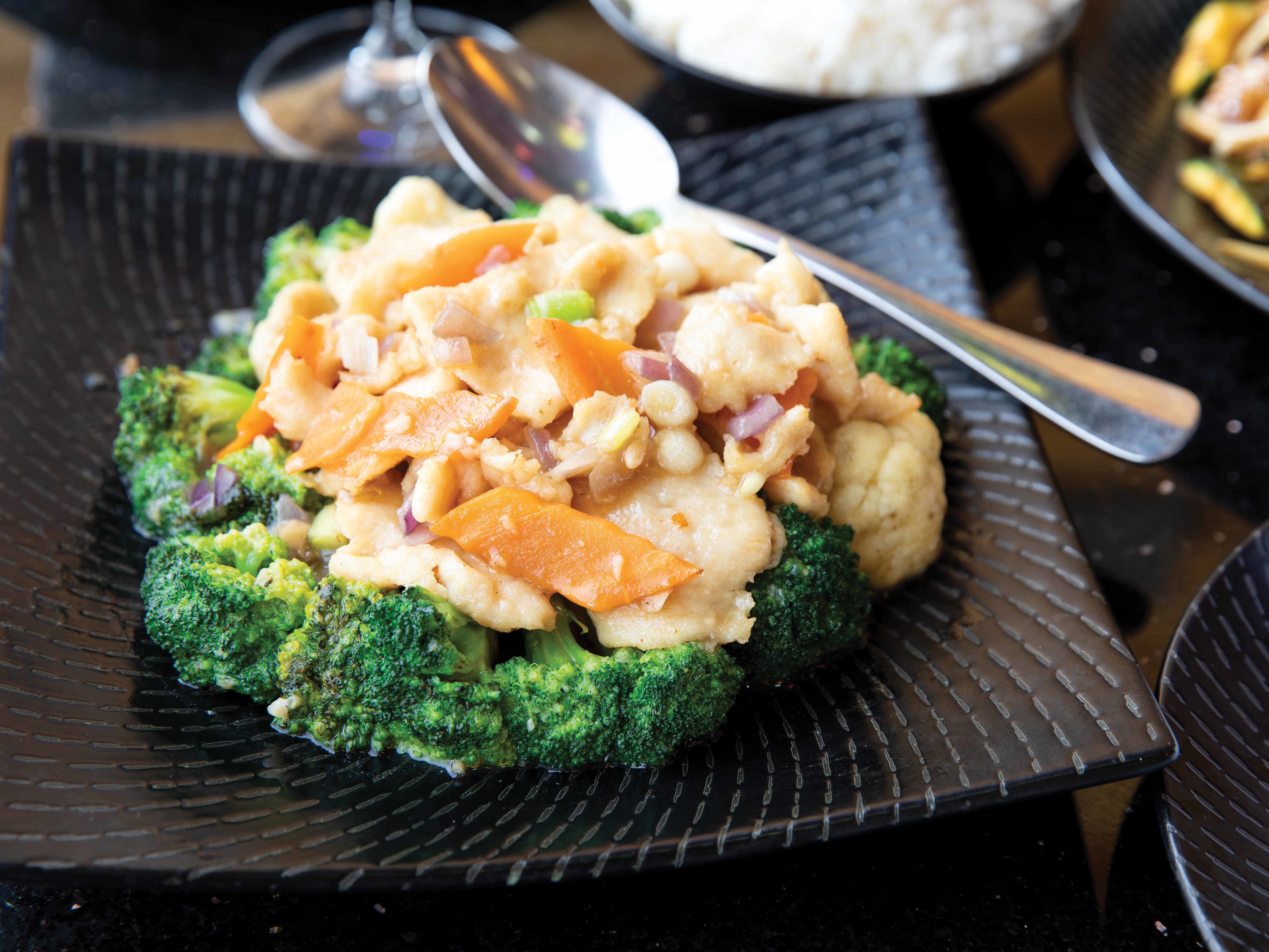 Folsom Palace Asian Cuisine & Bar—Chinese Food in Folsom—Style Savings