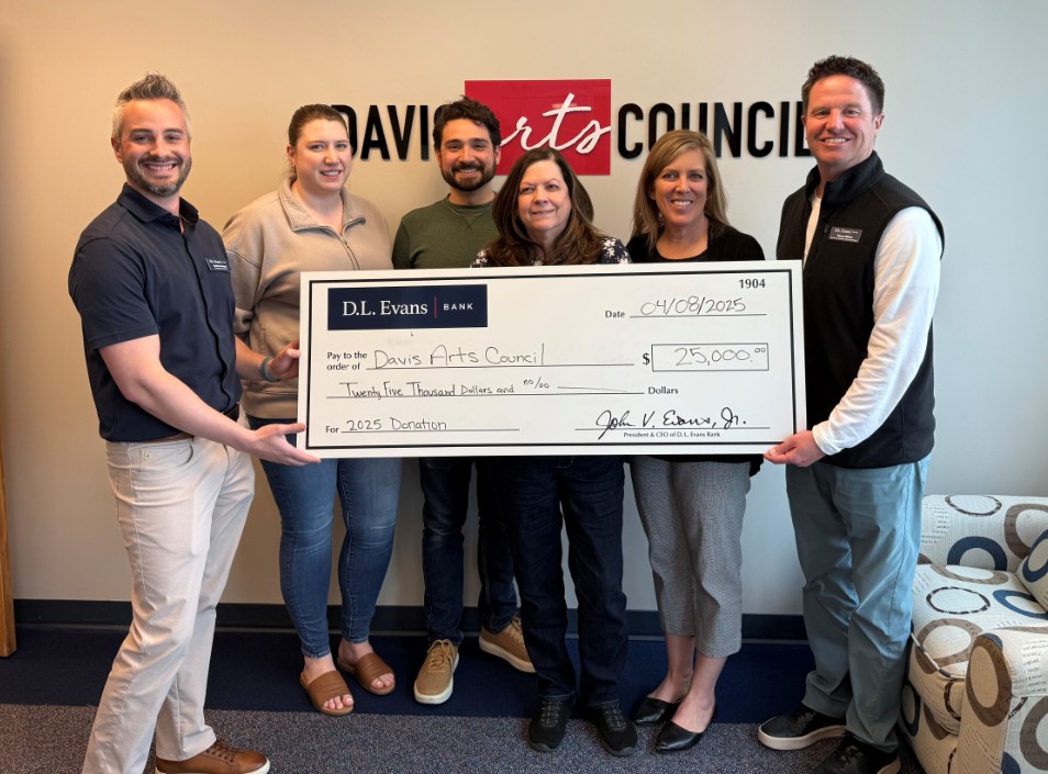 Davis Arts Council recipient of $25,000 donation from D.L. Evans Bank