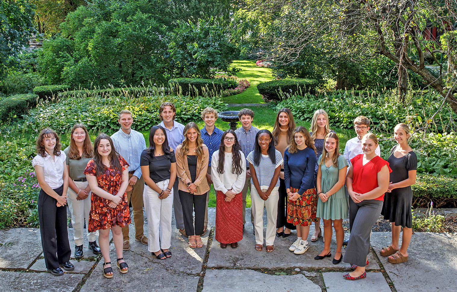 Five Tri-County Nonprofit Organizations Share $25,000 in Youth Philanthropy Council Grant Awards