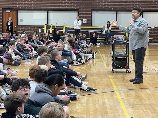 Writing isn’t easy, author tells students | Cottonwood Heights Journal