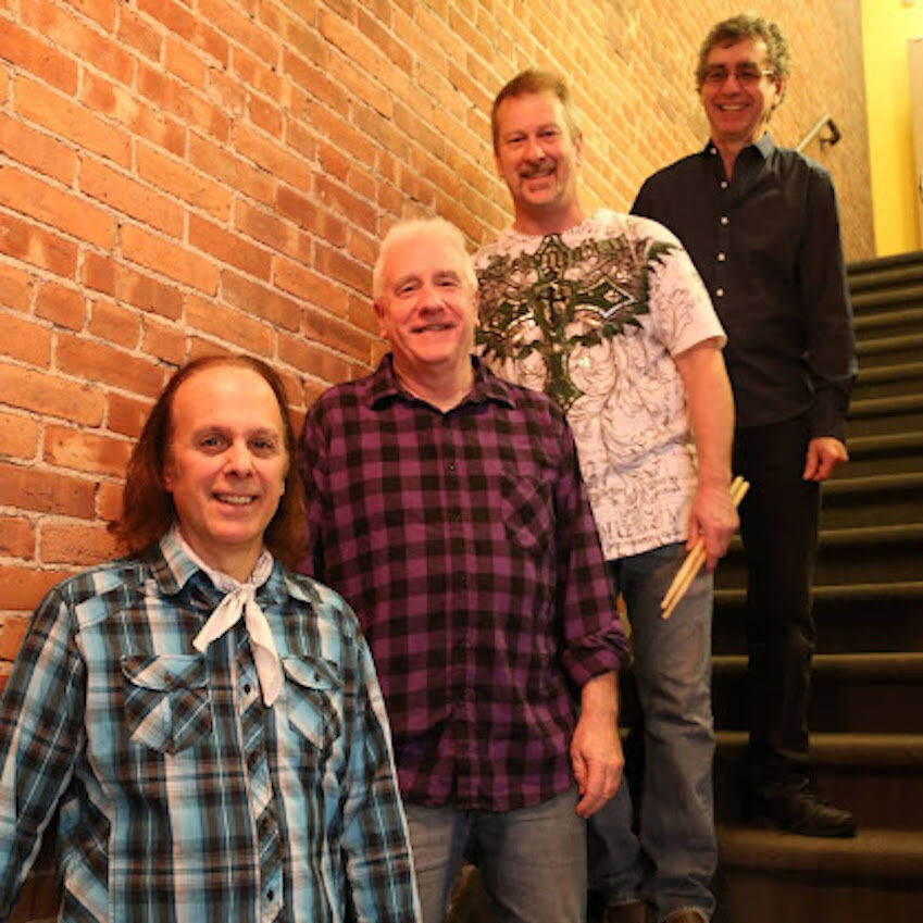 Green Rever Green River - Creedence Clearwater Revival Tribute